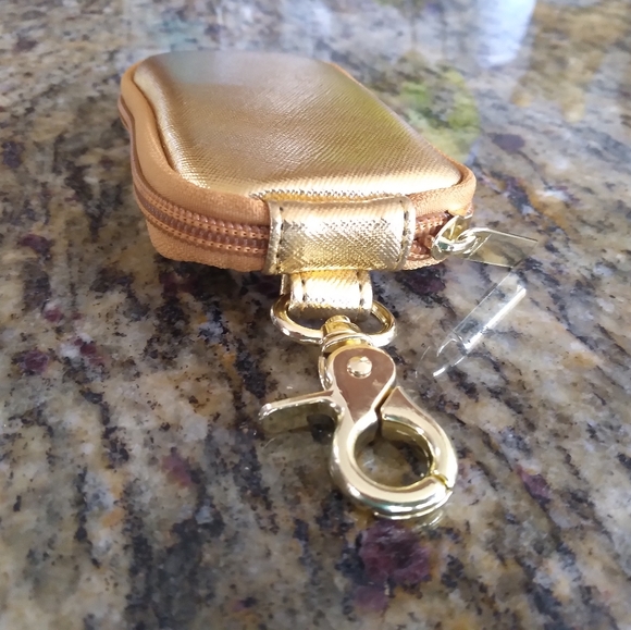 Doterra oil box and small vile keychain bag - Picture 8 of 9